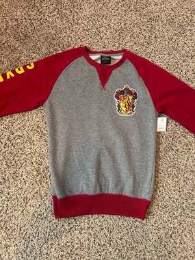 Wizarding World Harry Potter Gryffindor Crewneck Sweatshirt Size XS